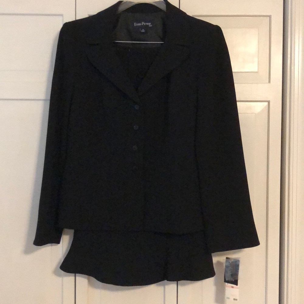 Black Evan-Picone suit (skirt and jacket) NWT